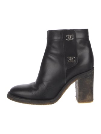 Chanel 2010's Interlocking CC Logo Boots
