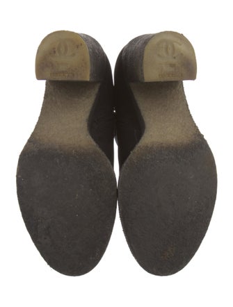Chanel Interlocking CC Logo Suede Boots