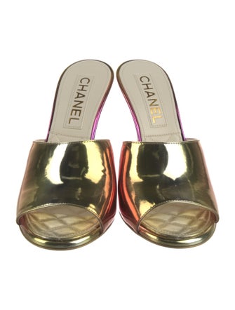 Chanel 2024 Interlocking CC Logo Slides