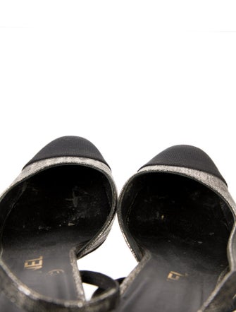 Chanel Interlocking CC Logo Leather Slingback Pumps