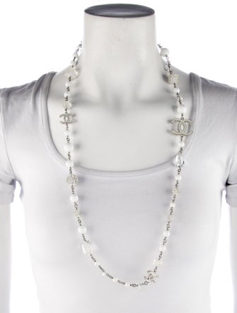 Chanel Strass & Resin CC Ice Cube Station Necklace