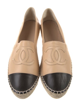 Chanel Interlocking CC Logo Leather Espadrilles