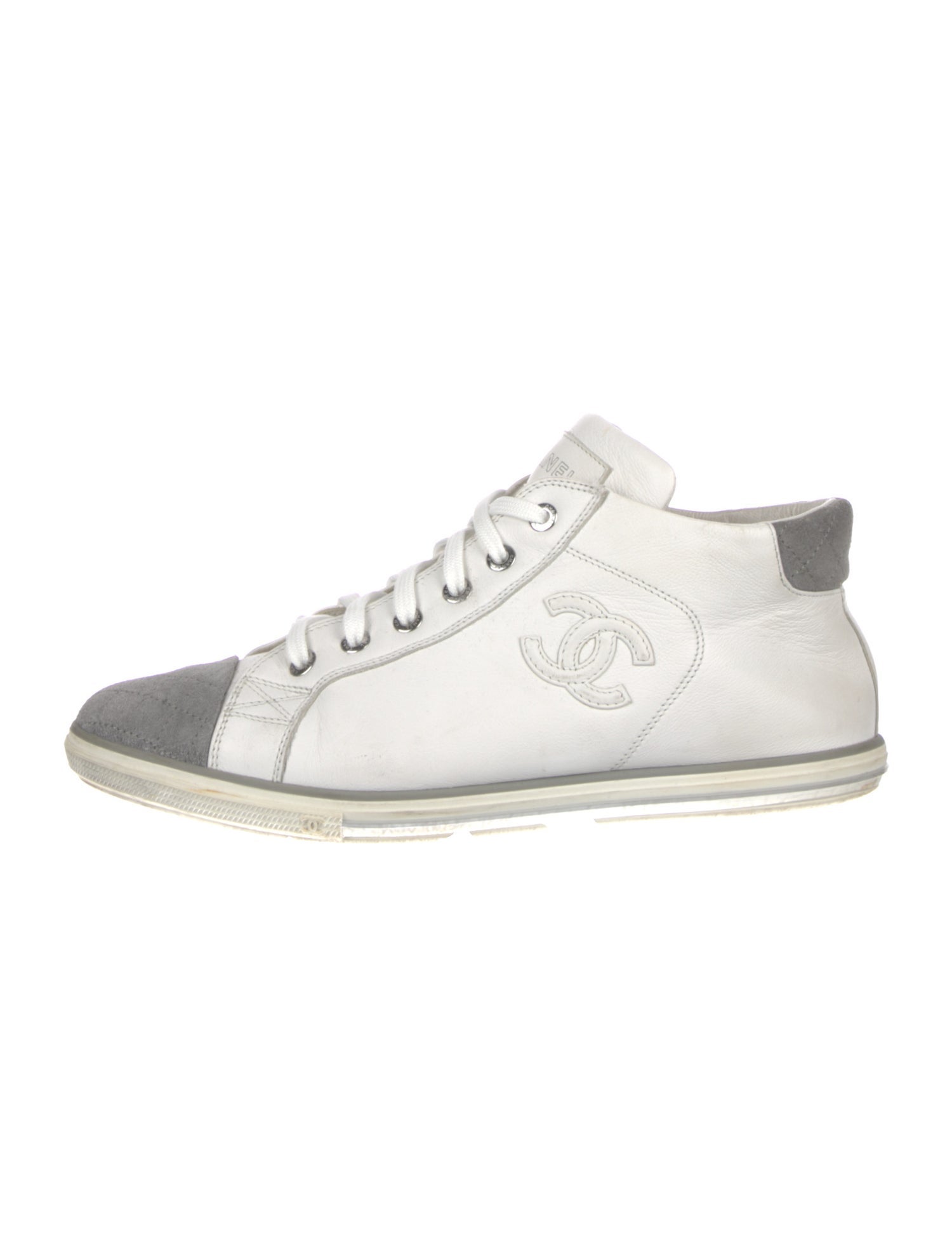 Chanel Interlocking CC Logo Leather Sneakers