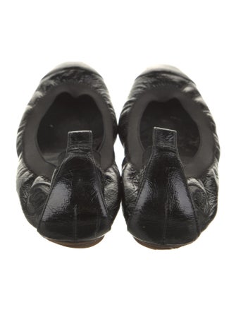 Chanel Interlocking CC Logo Leather Ballet Flats