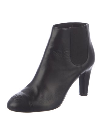 Chanel Interlocking CC Logo Leather Chelsea Boots