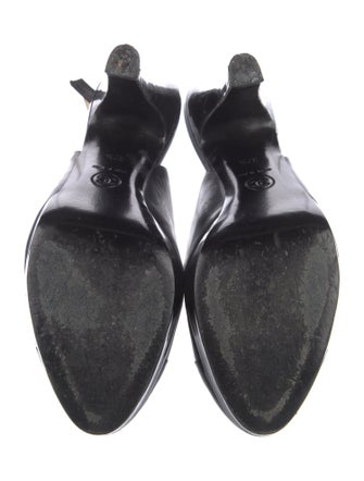 Chanel Interlocking CC Logo Leather Slingback Pumps