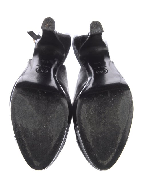 Chanel Interlocking CC Logo Leather Slingback Pumps