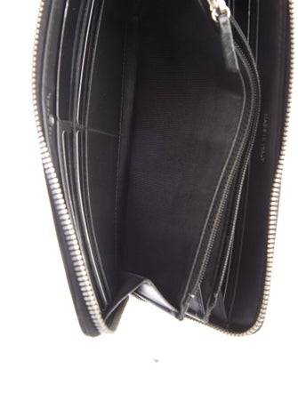 Chanel 2014-2015 Interlocking CC Logo Trifold Wallet