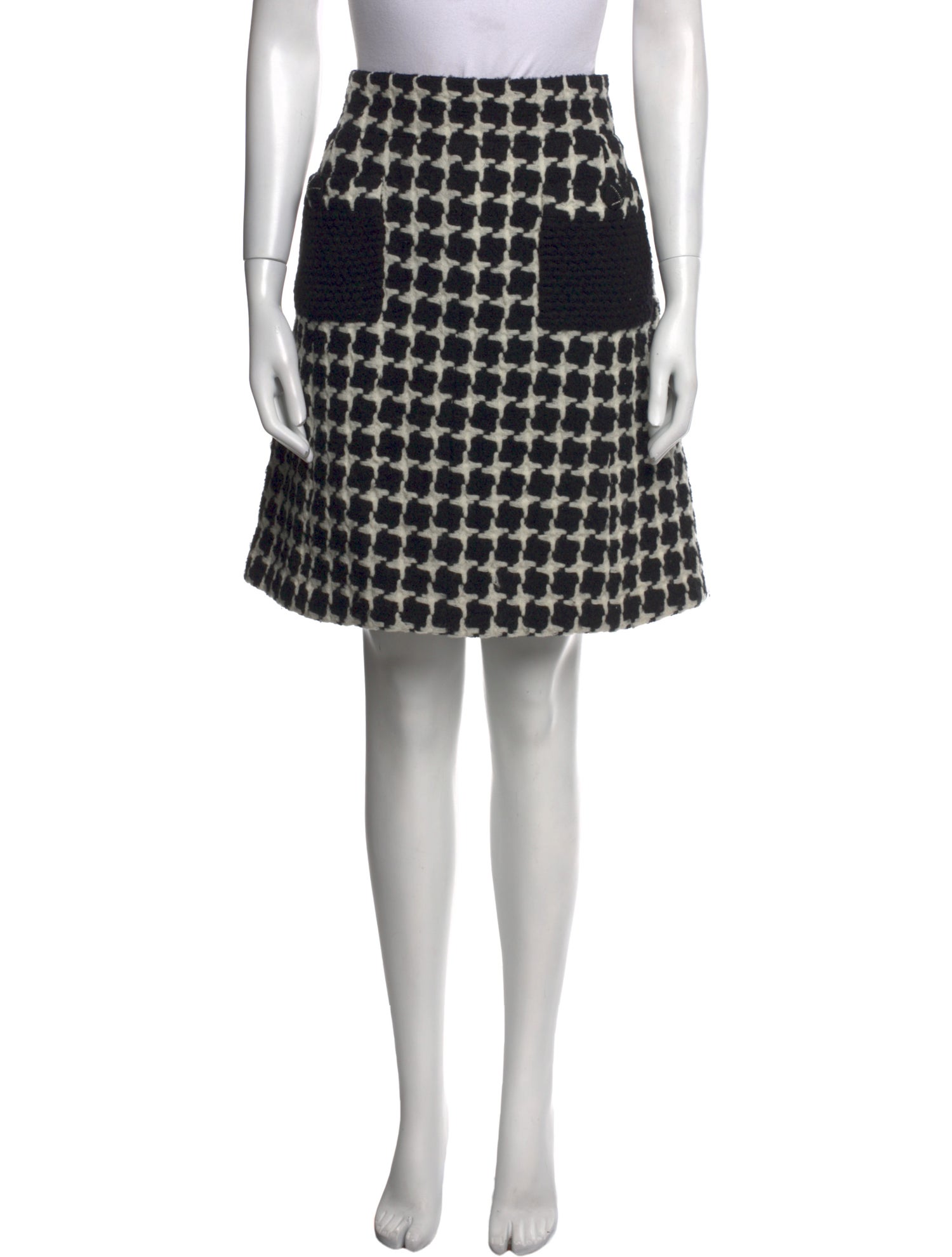 Chanel Vintage Knee-Length Skirt