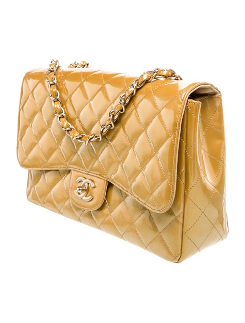 Chanel Classic Jumbo Single Flap Bag