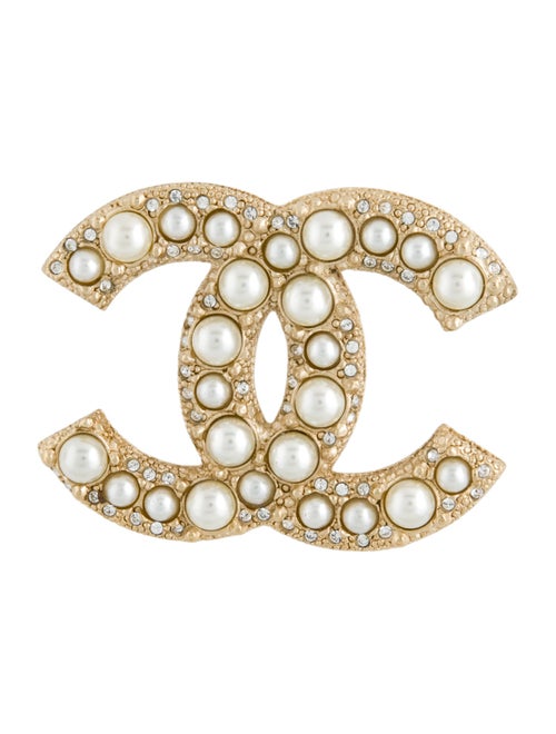 Chanel 2021 Faux Pearl & Strass CC Brooch