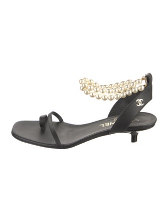 Chanel 2022 Interlocking CC Logo Sandals