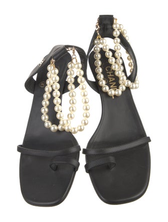 Chanel 2022 Interlocking CC Logo Sandals