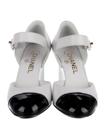 Chanel 2024 Interlocking CC Logo D'Orsay Pumps