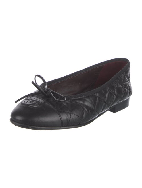Chanel Interlocking CC Logo Leather Flats