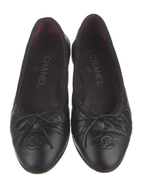 Chanel Interlocking CC Logo Leather Flats