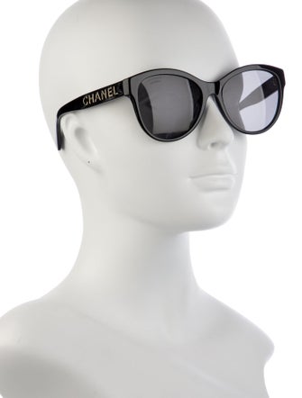 Chanel Interlocking CC Logo Wayfarer Sunglasses