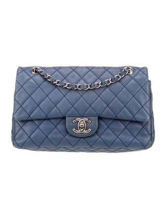Chanel Interlocking CC Classic Double Flap Medium