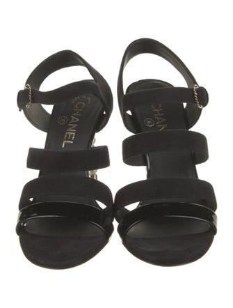 Chanel Chain-Link Accent Suede Slingback Pumps