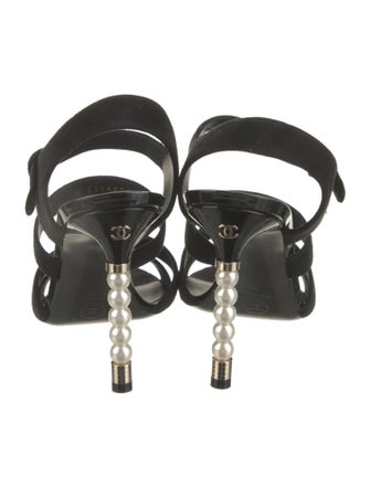 Chanel Chain-Link Accent Suede Slingback Pumps