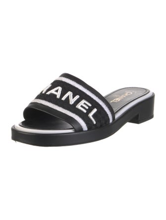 Chanel 2021 Interlocking CC Logo Slides