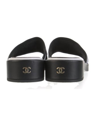 Chanel 2021 Interlocking CC Logo Slides