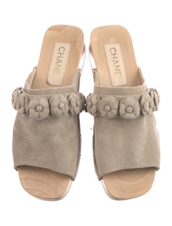 Chanel 2022 Interlocking CC Logo Slides
