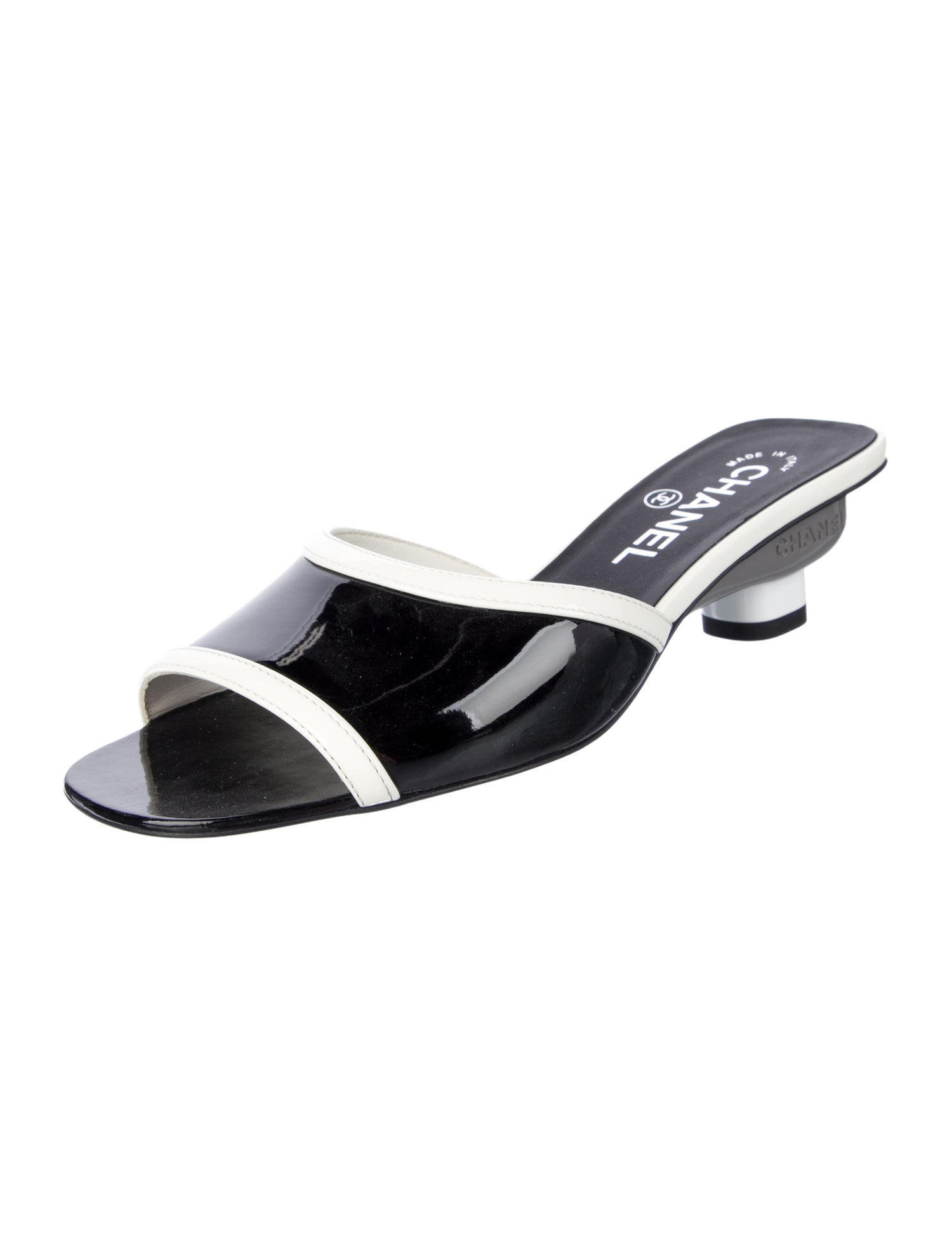 Chanel 2024 Interlocking CC Logo Slides