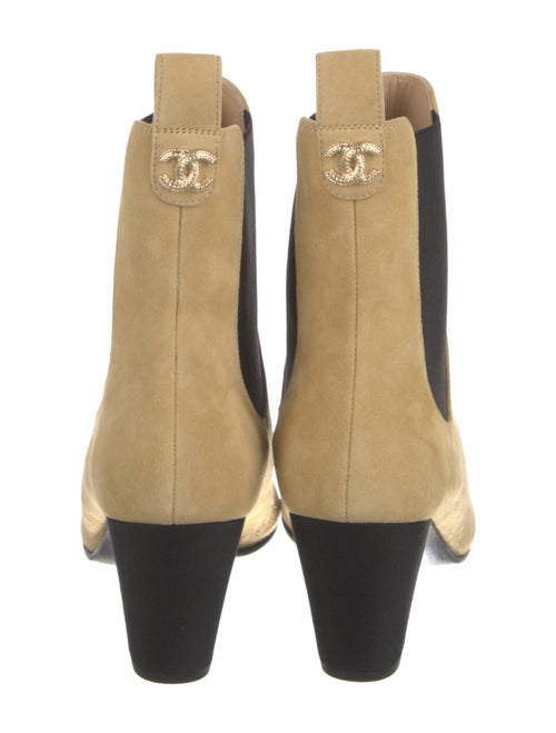 Chanel 2022 Interlocking CC Logo Chelsea Boots