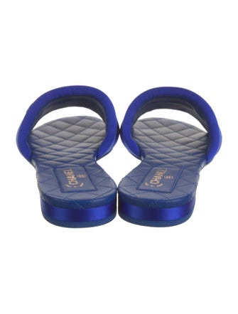 Chanel 2022 Interlocking CC Logo Slides