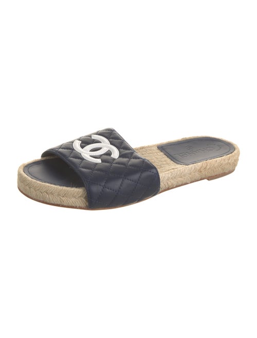 Chanel 2020 Interlocking CC Logo Espadrilles