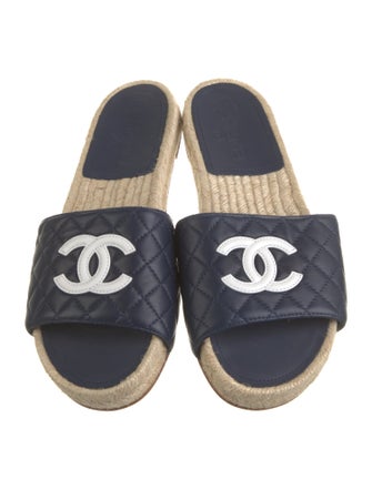 Chanel 2020 Interlocking CC Logo Espadrilles