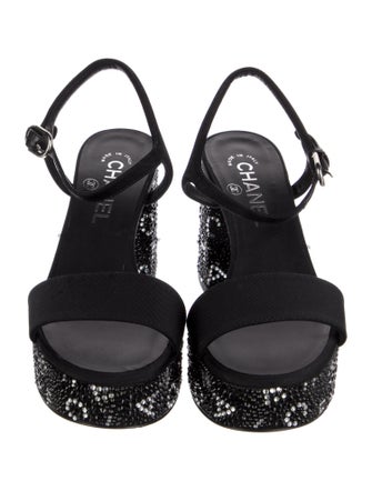 Chanel 2024 Interlocking CC Logo Slingback Sandals