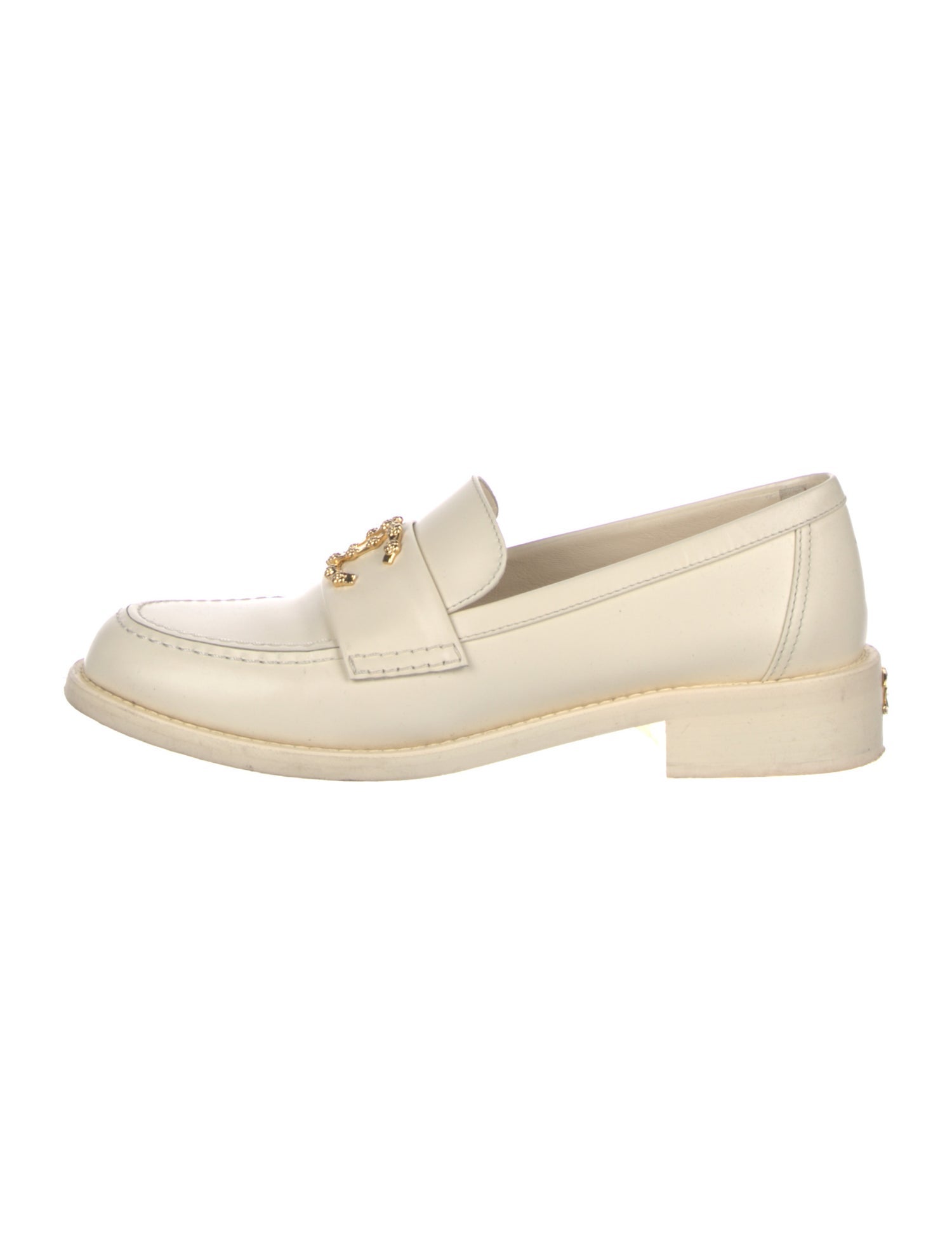 Chanel 2024 Interlocking CC Logo Loafers