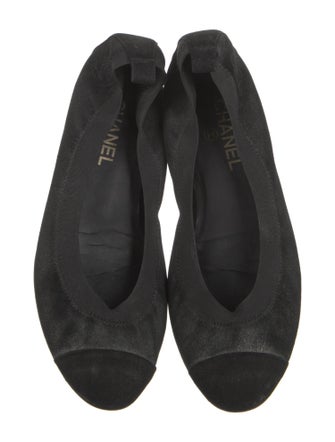 Chanel Interlocking CC Logo Leather Flats