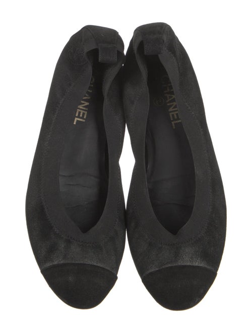 Chanel Interlocking CC Logo Leather Flats