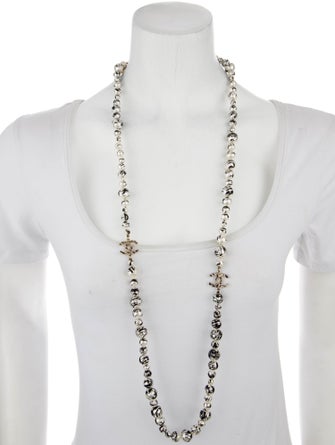 Chanel Faux Pearl Paint Splatter CC Station Necklace