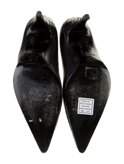 Chanel Interlocking CC Logo Leather Pumps