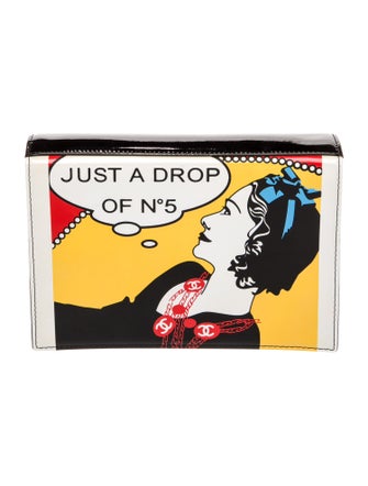 Chanel Just A Drop of No. 5 Clutch