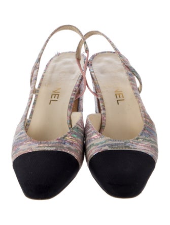 Chanel Interlocking CC Logo Grosgrain Trim Slingback Pumps