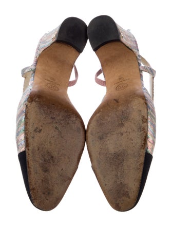 Chanel Interlocking CC Logo Grosgrain Trim Slingback Pumps