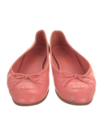 Chanel Interlocking CC Logo Leather Ballet Flats
