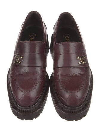 Chanel 2023 Interlocking CC Logo Pumps