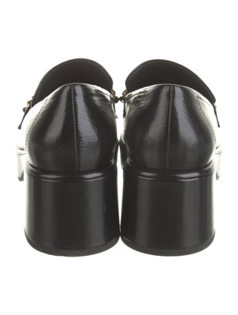 Chanel 2024 Interlocking CC Logo Pumps