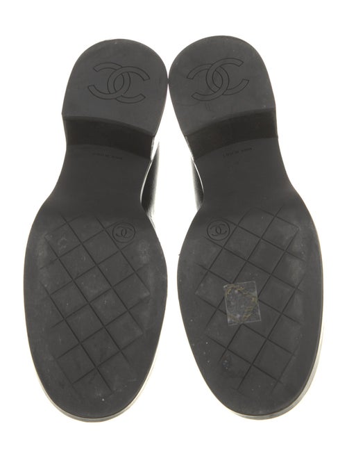 Chanel 2024 Interlocking CC Logo Pumps