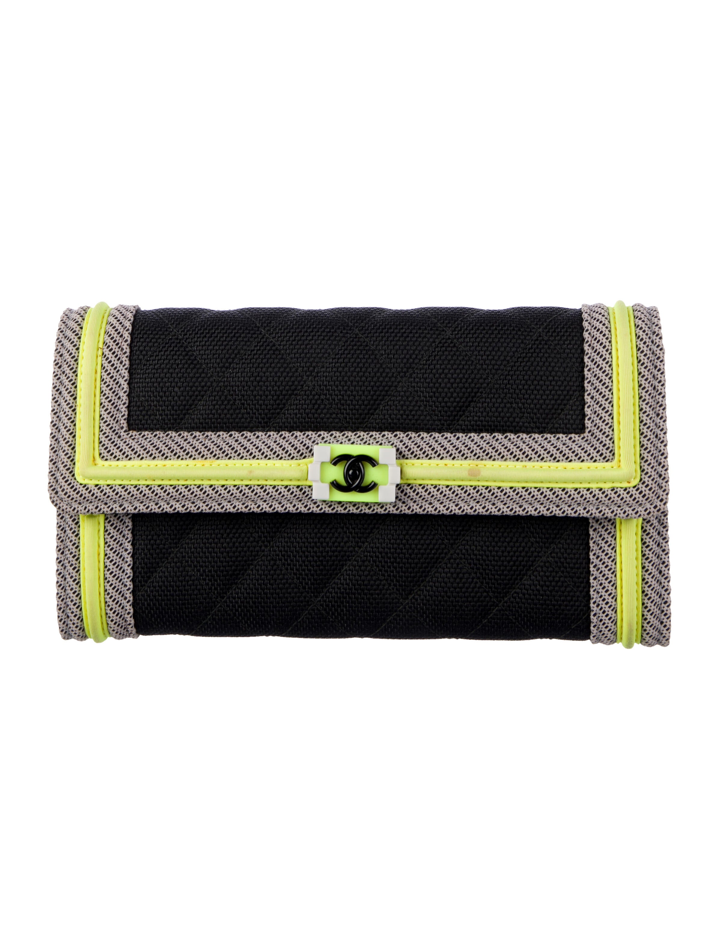Chanel 2016 Fluo Boy Wallet