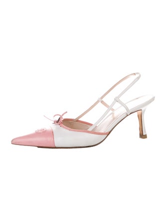 Chanel Interlocking CC Logo Leather Slingback Pumps