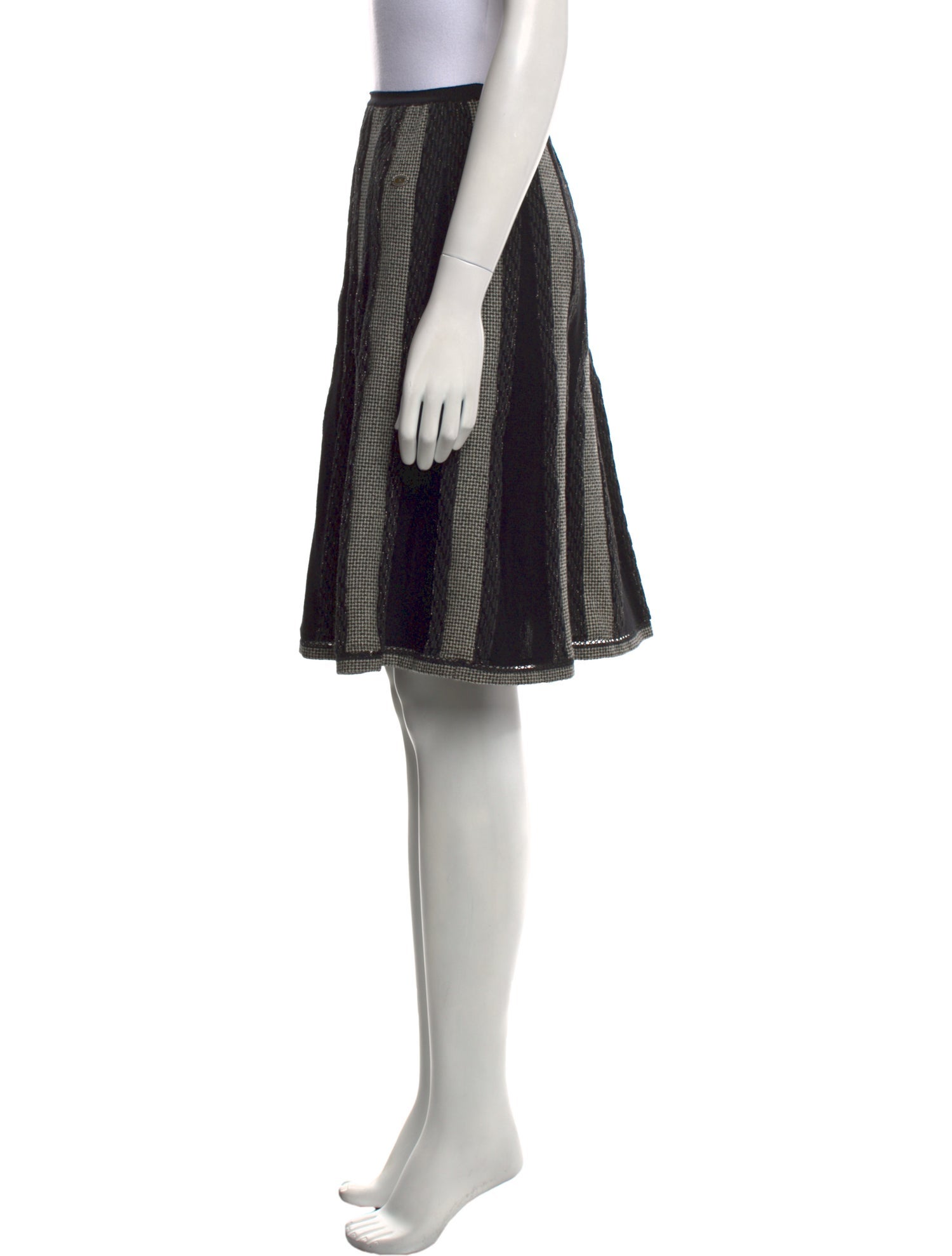 Chanel Vintage Knee-Length Skirt