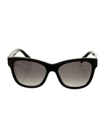Chanel Interlocking CC Logo Wayfarer Sunglasses