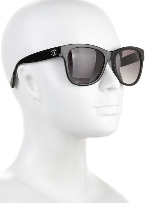 Chanel Interlocking CC Logo Wayfarer Sunglasses